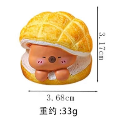 8-Piece Chill Capybara Dessert 8款卡皮甜品摆件